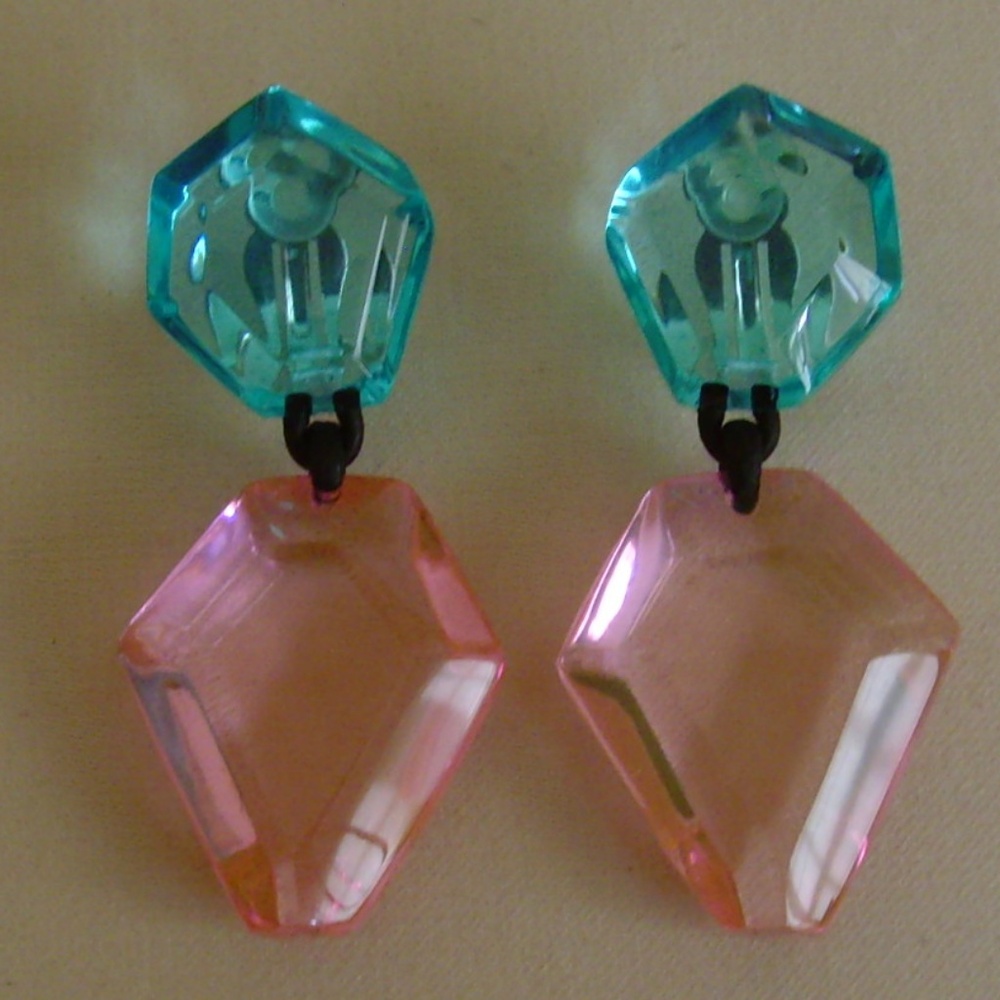 MONIES Gerda Lynggaard Lucite Dangle Earrings - NEW - Picture 13 of 14